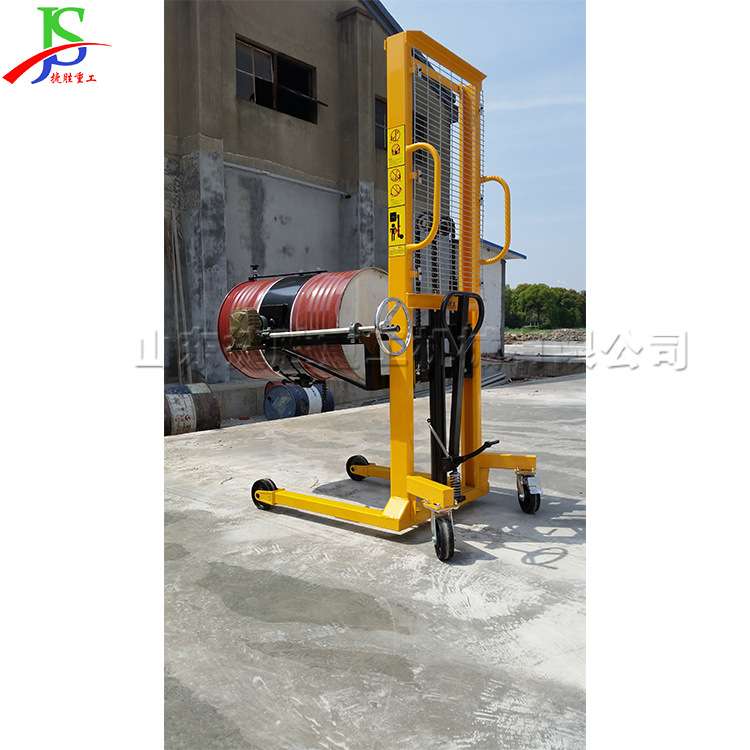 电动型油桶铁桶搬运车 手推式塑料桶提升机 卡箍式灌装油桶堆高车
