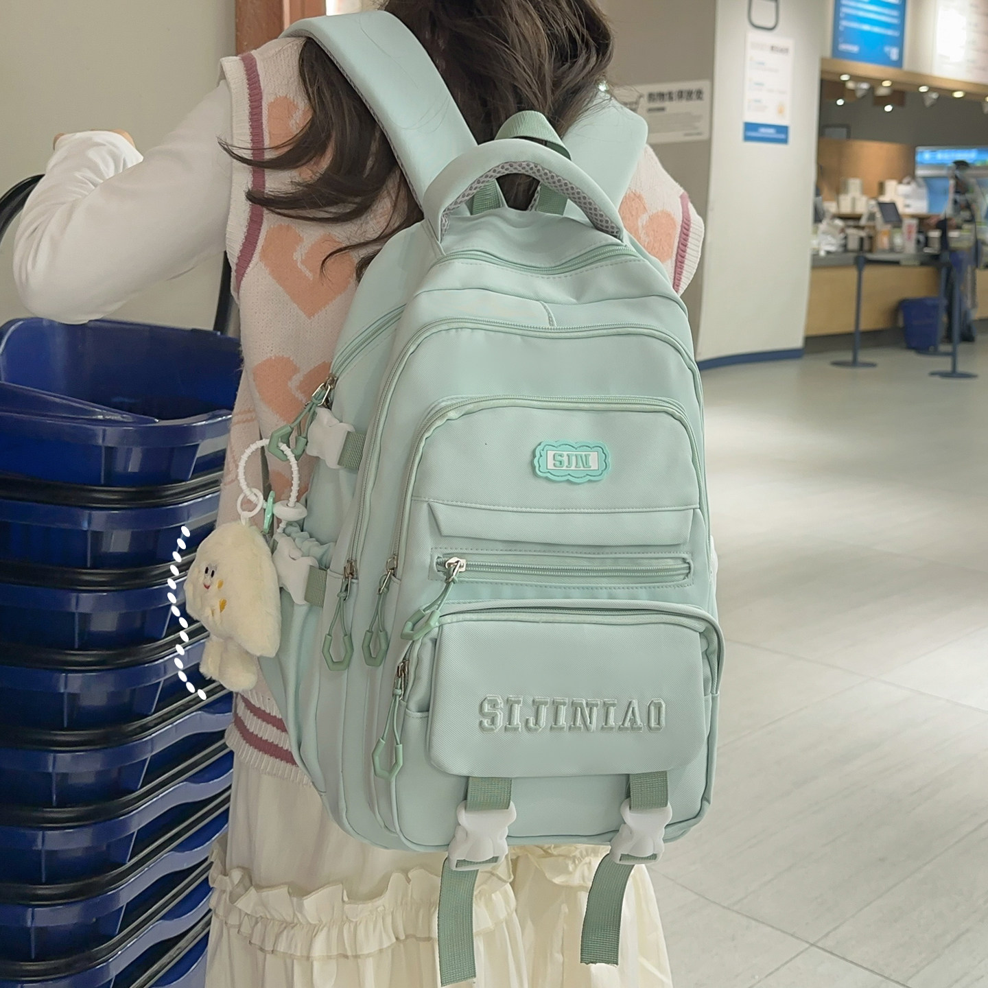 2025新款初中生书包韩版高颜值双肩包女大学生大容量减负旅行背包