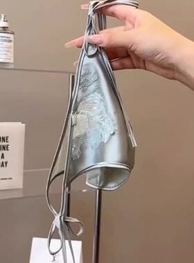 绿茶清欢！系带丝滑缎面性感蕾丝内裤~高开叉温温柔柔清冷感美人~