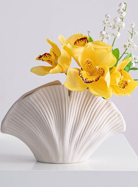 新品白色北欧创意客厅插花装w饰品陶瓷干花花瓶家居摆件玄关桌面