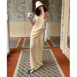 穿搭一整套2025超火小个子休闲小香风无袖背心上衣裙子套装女