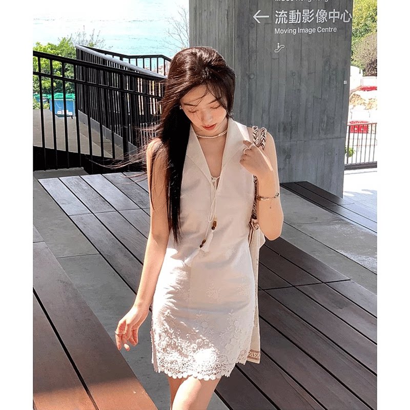 绣花白色无袖V领连衣裙女