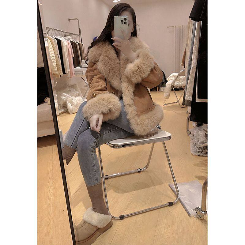 美拉德穿搭复古气质高级感超好看卡其色毛边牛仔厚外套女2023秋冬