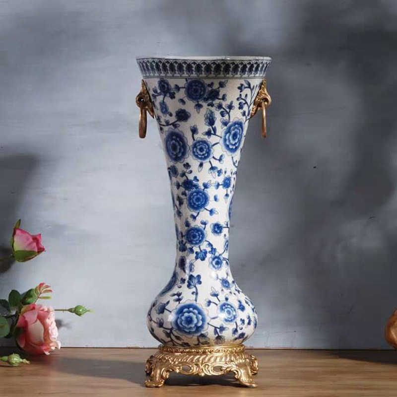 青花瓷软装饰品摆件欧式美式古典客厅茶几三件套陶瓷配铜家居摆设