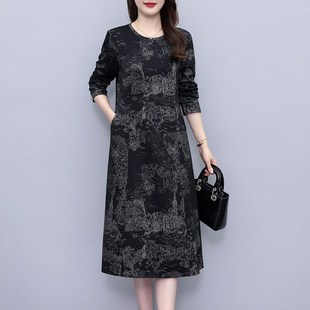 宽松遮肚过膝妈妈打底裙 新款 高端大气中老年长袖 连衣裙女2024秋季