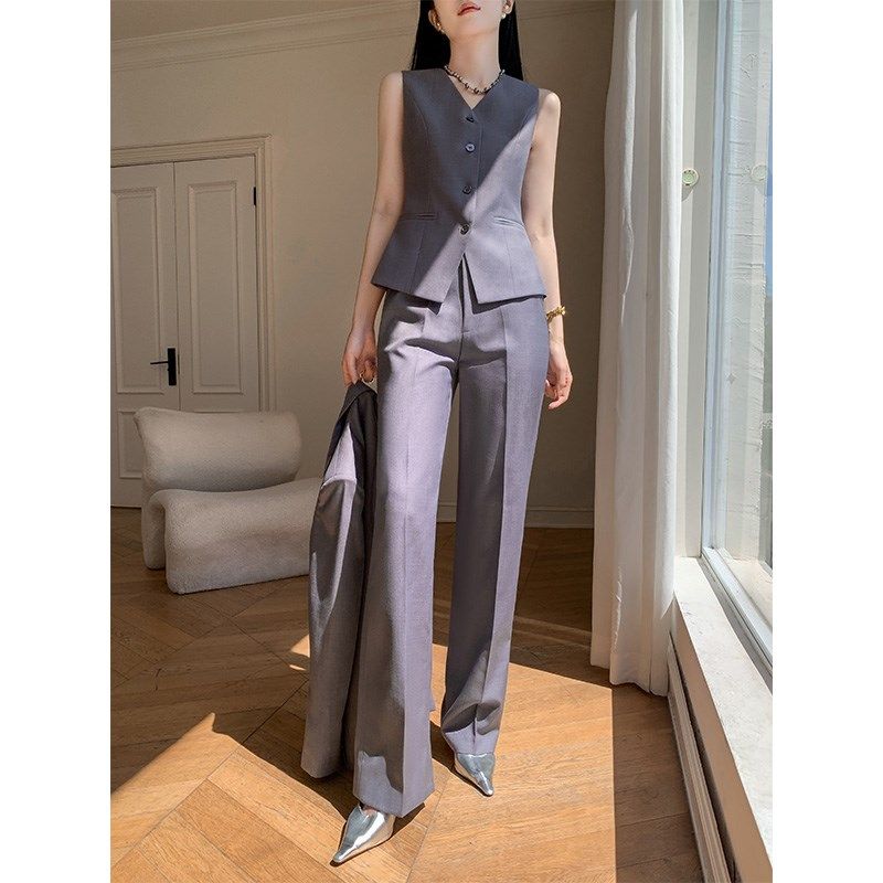 灰色西装套装女2024新款春秋款轻奢高级感小个子职业马甲西服外套