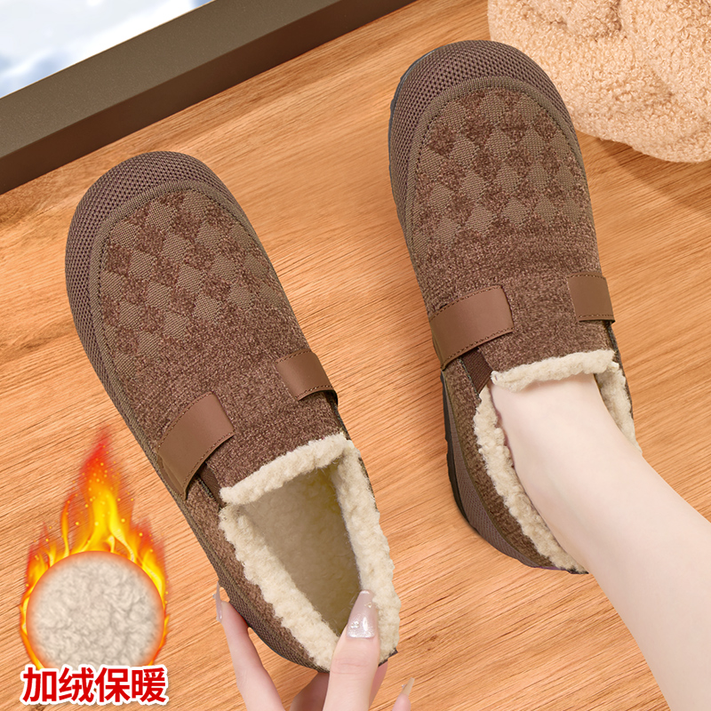 老北京布鞋女新款冬2025加绒保暖防滑软底中老年人老太太妈妈棉鞋