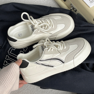 甜酷少女复古拼色板鞋女2025新款百搭厚底休闲运动鞋米黑德训鞋潮