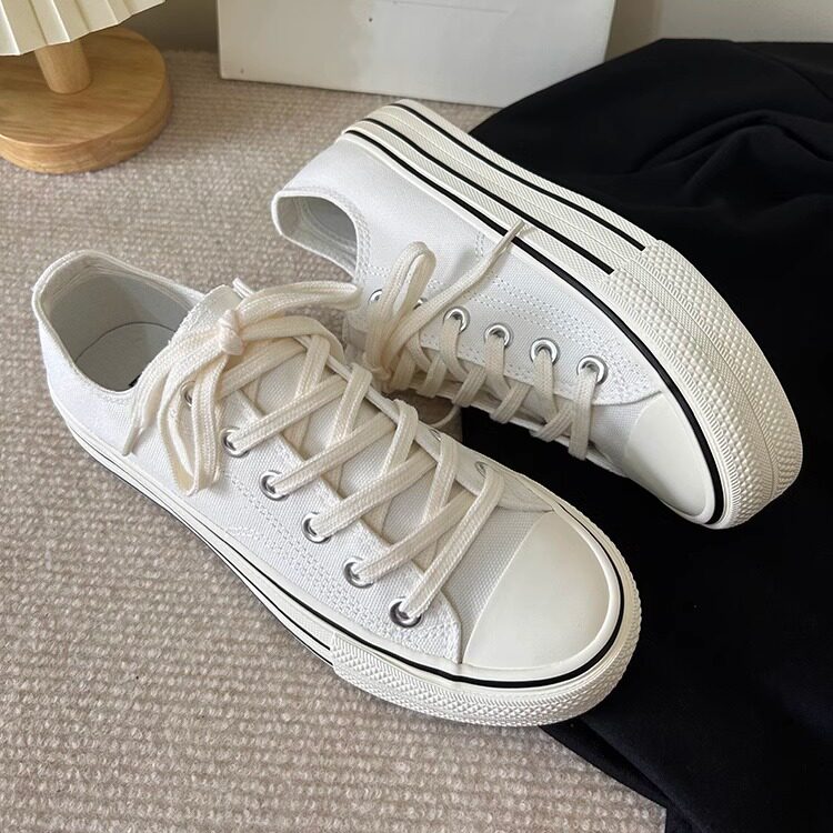 白色厚底低帮帆布鞋2026春新款百搭小白鞋休闲风板鞋ins潮流女鞋