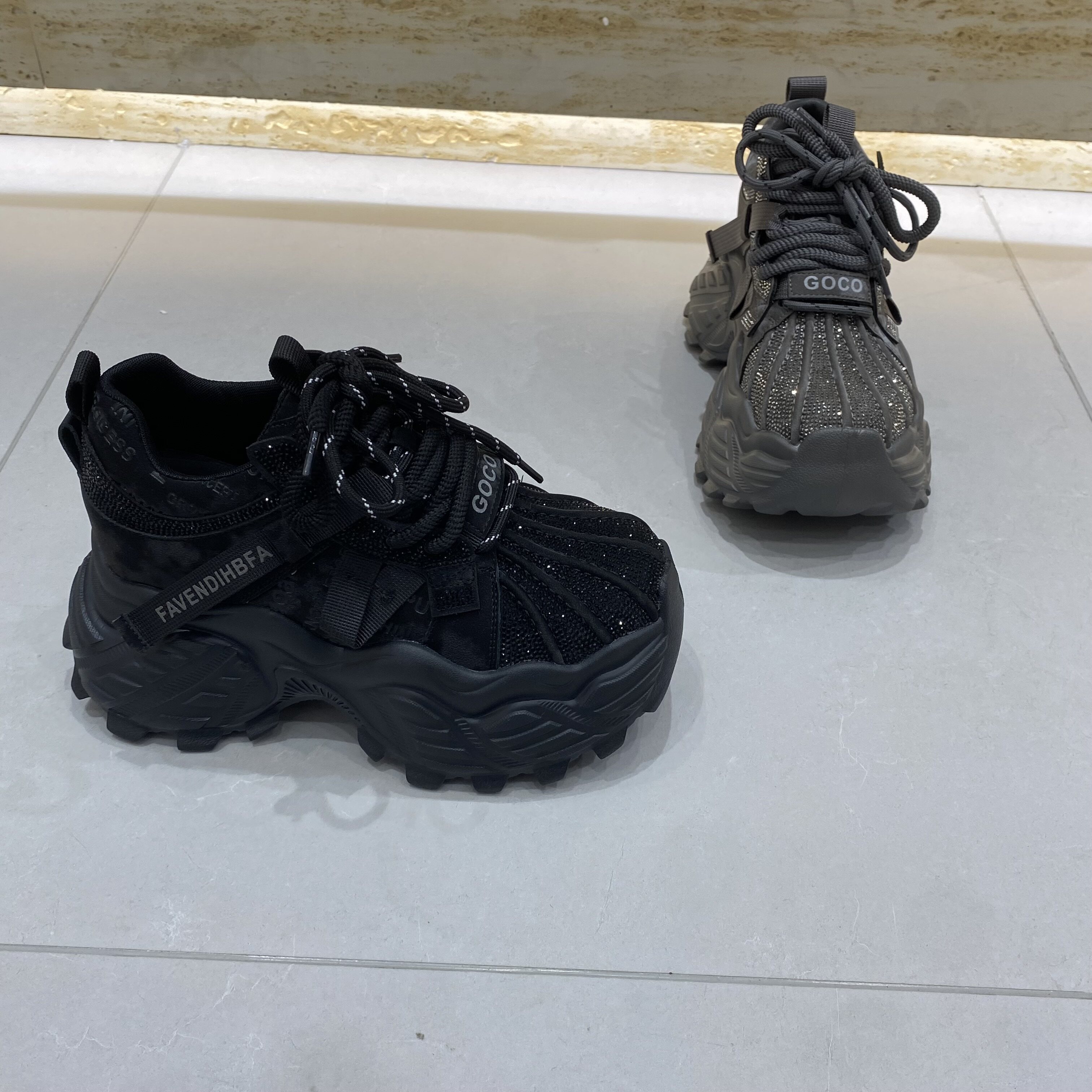 休闲鞋女款2026秋季新款真皮水钻增高厚底老爹鞋运动轻便松糕鞋