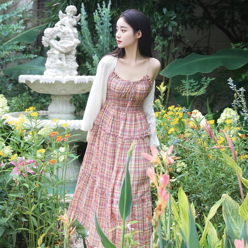 彩虹法式田园森系复古格子大摆连衣裙春夏海边度假收腰显瘦吊带