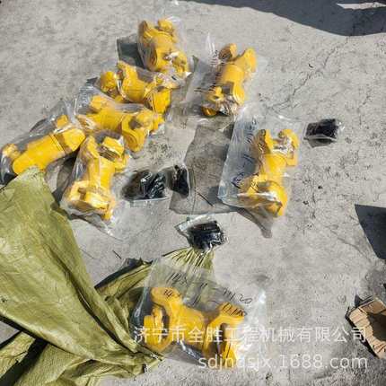 D65E-12推土机万向节十字轴万向节总成14X-11-11110 14X-11-11200