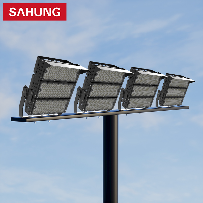 上鸿led球场灯100W200W300W500W600W高杆投光灯户外防水投射路灯