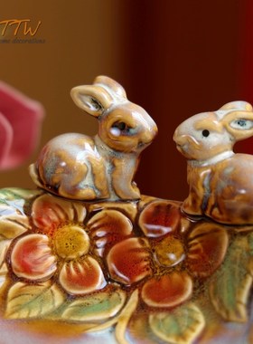 田园两只小兔花朵纹陶瓷收纳装饰盘子肥皂托瓜子碟家居装饰品摆件