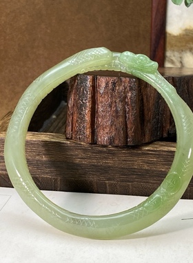 新疆和田玉手镯金蛇纳福圆雕镯