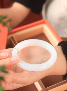 籽料新疆和田玉羊脂白玉平安镯