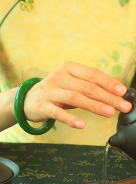 和田玉老坑碧玉手镯籽料平安镯