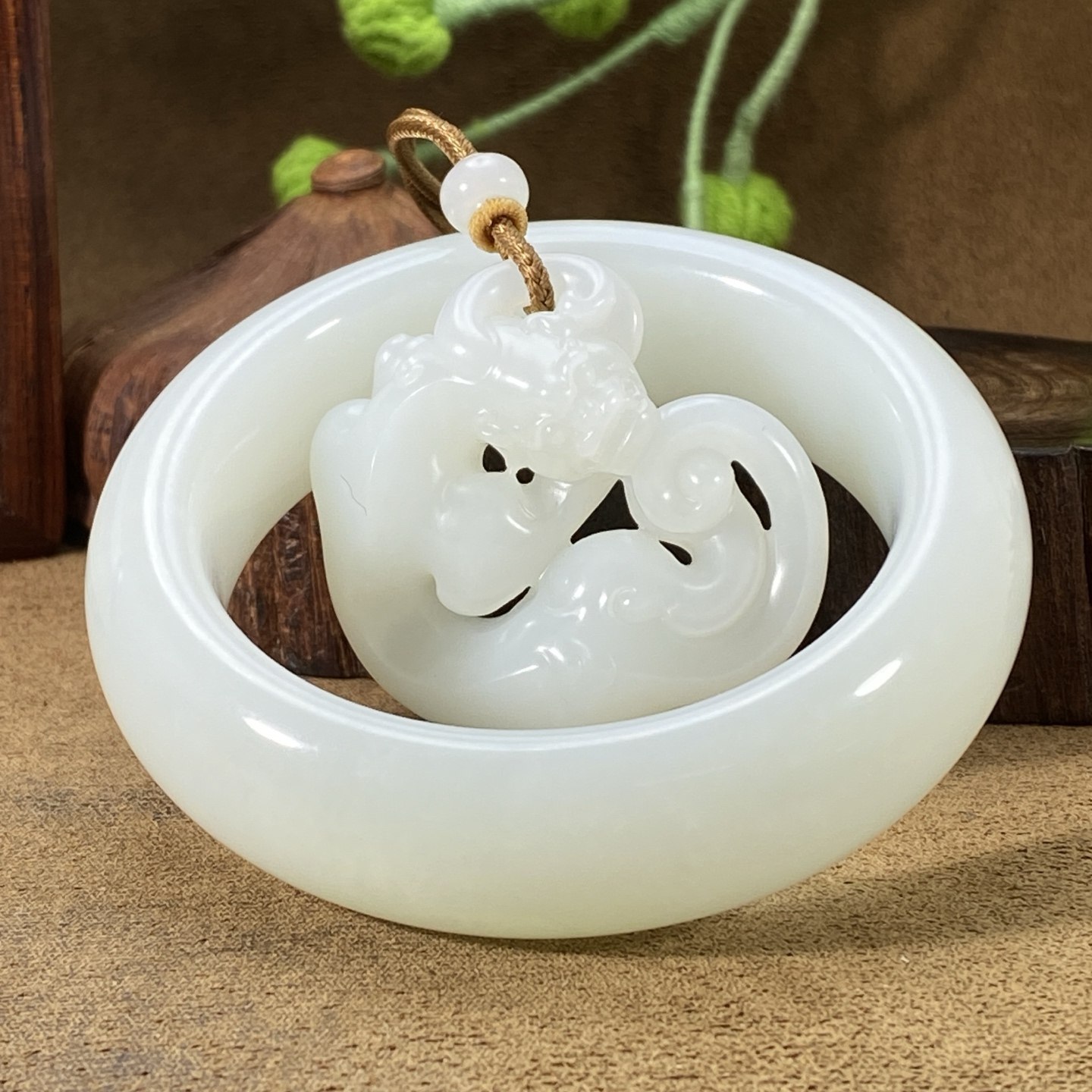 新疆和田玉羊脂白玉套镯轮胎宽条版大圈口手镯芯籽料天然玉石套装,珠宝/钻石/翡翠,手饰,淘宝优惠券,粉丝福利购,淘宝优惠卷