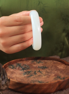 和田玉老坑山料玉镯羊脂白玉正圈