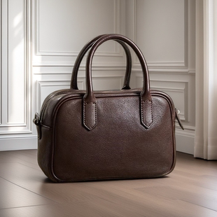 裘&&真宽宽保龄球包植鞣牛皮复古通勤单肩斜挎包真皮手提小方包女