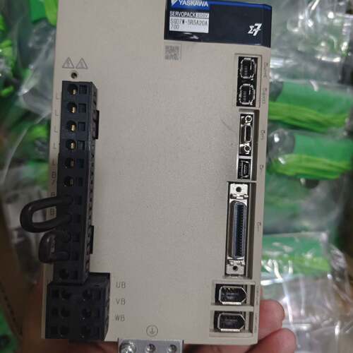 可维修SGD7W-5R5A20A700，，安川伺服驱动器模块测量好的