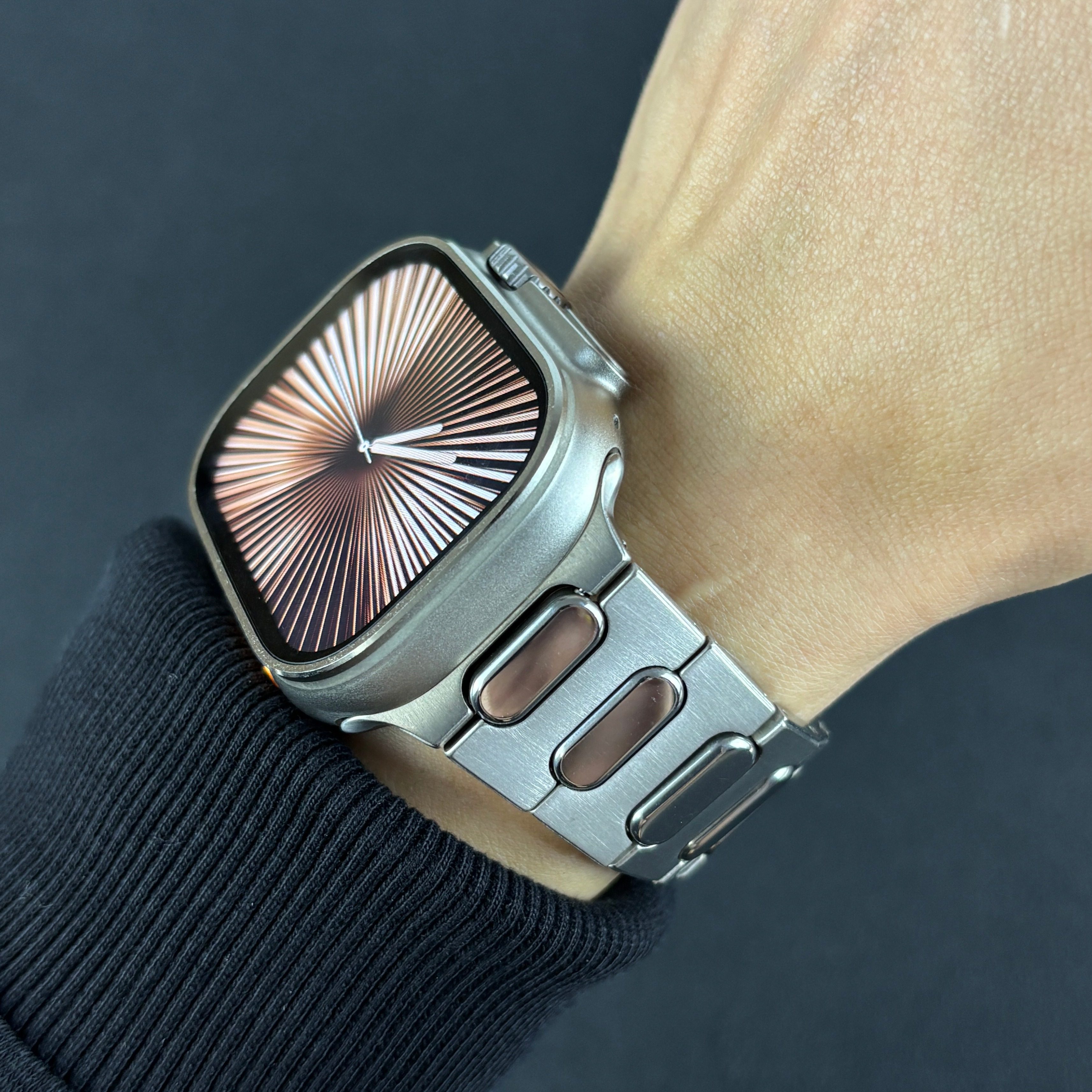 椭圆鹦鹉款适用苹果手表ultra3钛合金表带Apple Watch11胶囊款s11苹果s10纯钛金属iWatch11/10/9不锈钢蝴蝶扣图片