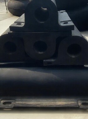 生产厂家批发GD280*2000L橡胶护舷全系列码头桥墩防撞橡胶护舷