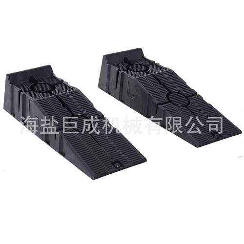 3吨汽车维修塑料坡道/ 3T car plastic ramp/ 维修坡道