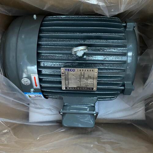 东元三相异步电动机TEGH112M1-4 3.7KW 4P AEEF2N