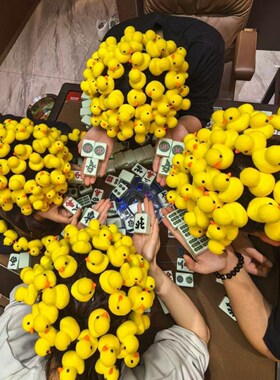 【麻将惩罚道具】小黄鸭发夹可爱创意女生边夹发饰立体弹簧刘海夹