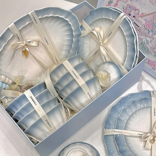 轻奢高级感碗碟套装家用釉下彩加厚陶瓷饭碗盘子组合全套厨具碗盘