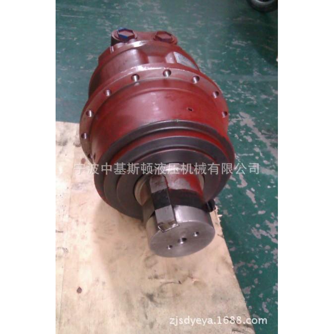 挖机改装钻电线杆坑螺旋钻动力头马达JNG3-2300方轴输出