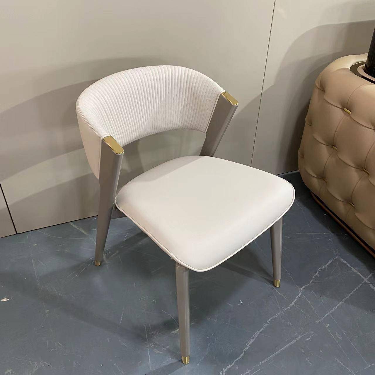 意式后现代简约风餐厅系列餐椅