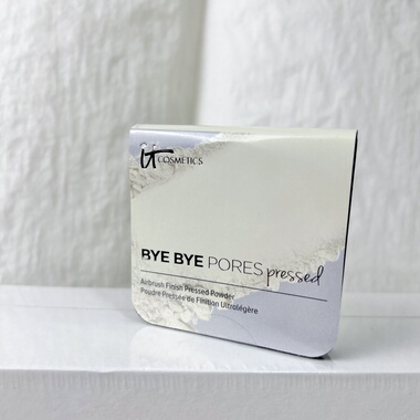 IT Cosmetics Bye pore再见毛孔隐形定妆蜜粉饼2.4g 便携～小样