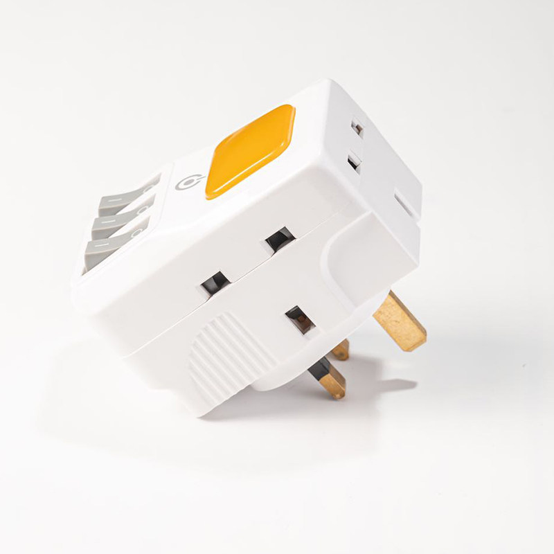 新款英标一转三拓展插座英规香港版插头转换器带触控LED夜灯家用