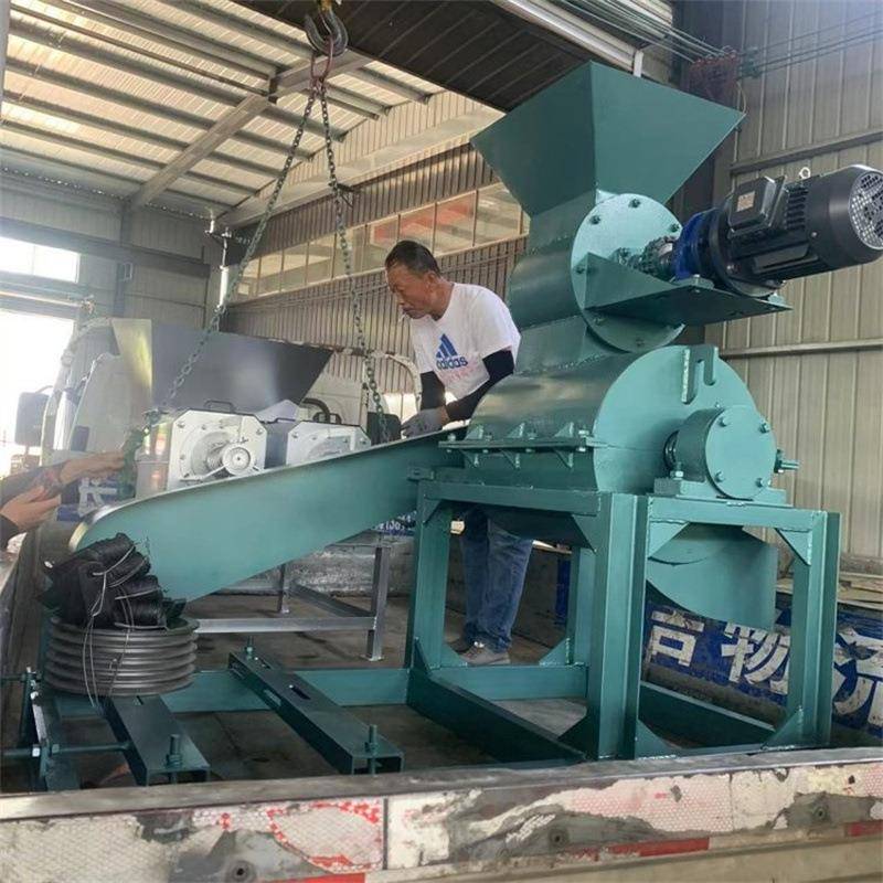 高湿红薯渣稻壳粉碎机半湿物料发酵鸡粪粉碎机湿豆饼菜籽饼粉碎机