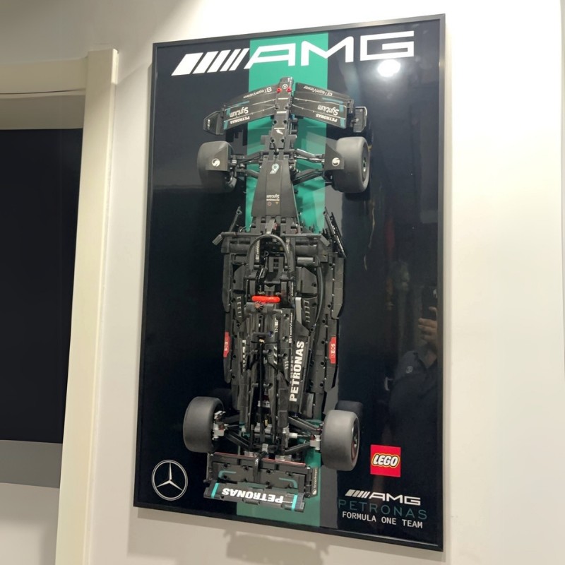 兼容乐高积木车上墙相框奔驰AMGF1挂墙背景板展示框42171挂画装饰