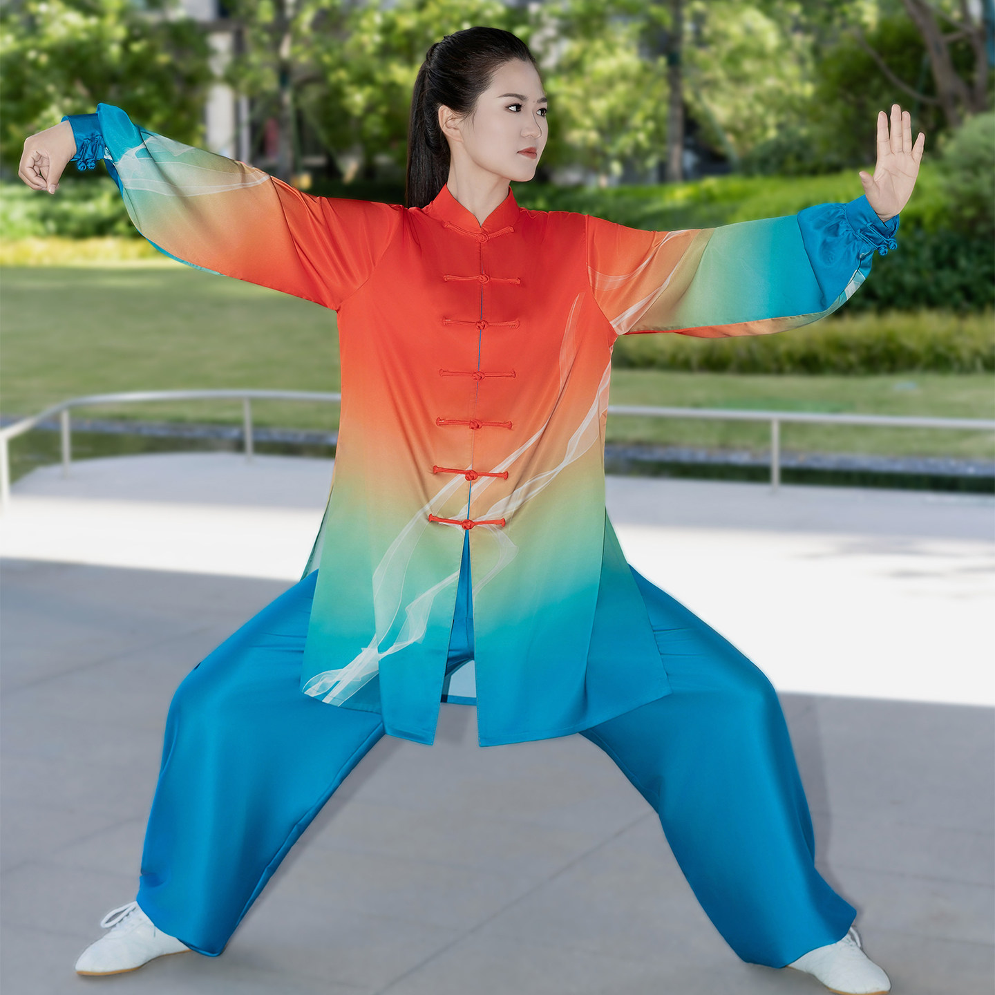 恋太极新款太极服渐变色飘逸练功表演出服男女款太极拳武术服春夏