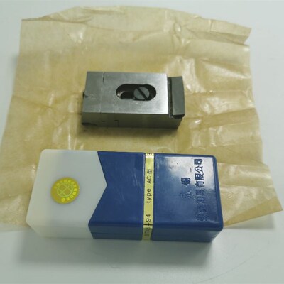 包邮 无锡锡量浮动镗刀硬质合金可调铰刀AC27-30-33-36-40-45-230