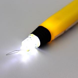 便捷穿针引线器发光缝纫配件缝纫工具 亚马逊新款 led穿针器穿线器