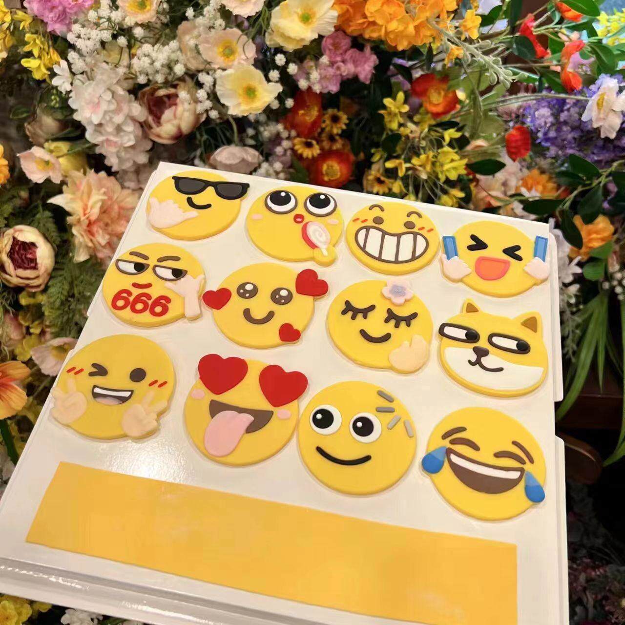 表情包成品翻糖巧克力配件蛋糕装