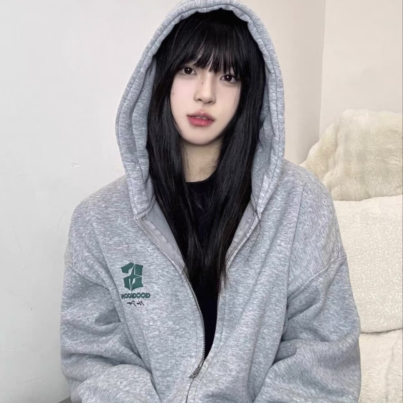 【无忧试穿】灰色加绒连帽卫衣女