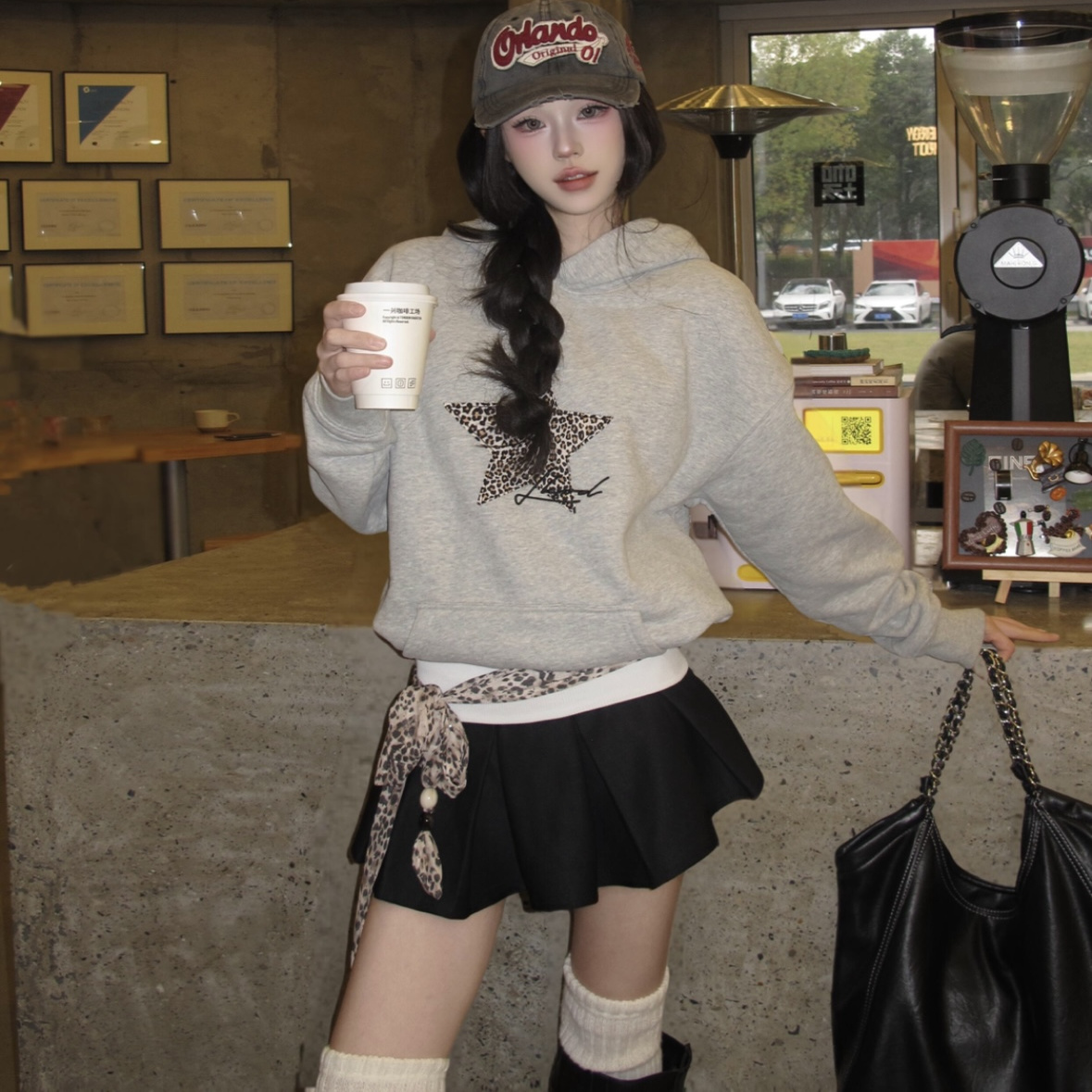 【无忧试穿】豹纹星星连帽卫衣女