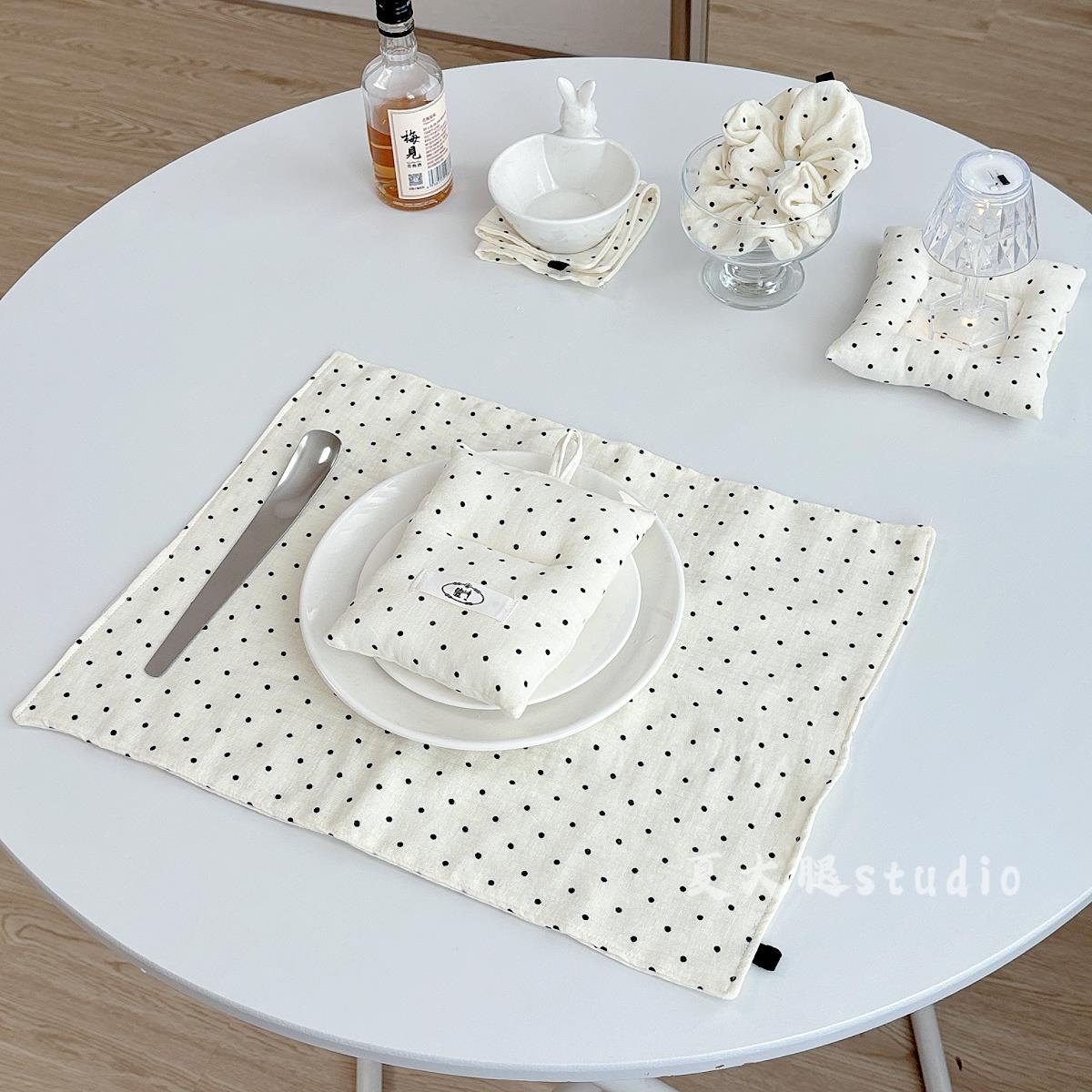 自制韩系ins乳白色黑色圆波点棉纱餐巾餐垫布盖布杯垫抹布杯垫子