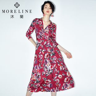 MORELINE商场同款春印花长袖连衣裙女V领裙修身针织中长裙