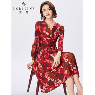 沐兰商场同款轻奢优雅印花连衣裙2025年春季V领裹身裙中长款