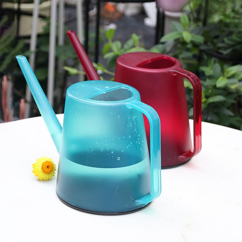 园艺家用浇花水壶长嘴浇水壶大容量1.8L洒水壶塑料磨砂透明浇花壶
