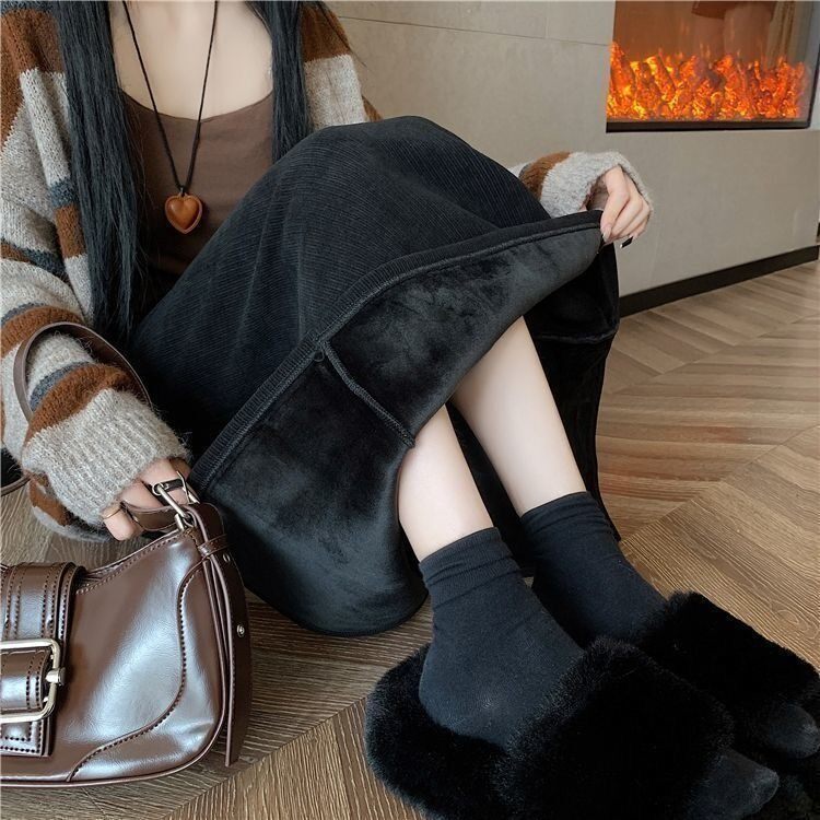 大码冬季加绒加厚半身裙女2024新款高腰a字显瘦中长裙灯芯绒半裙