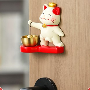可爱招财猫铃铛冰箱贴高级门铃2024新款装饰猫咪挂件小猫玩偶摆件