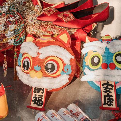 结婚醒狮灯笼接亲游戏晨袍拍照道具新年手工diy创意中式婚房布置